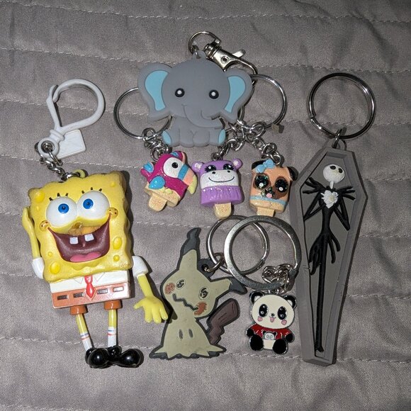 $1 with Bundle ~ Cartoonish Keychain Bundle 5205 - Picture 1 of 5